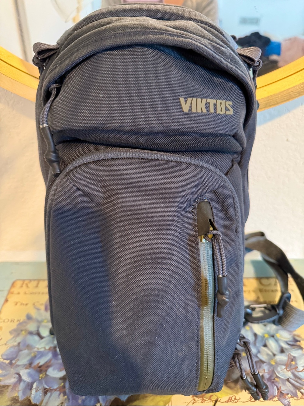 VIKTOS Upscale 3 model - 3  Sling Bag for Men - Like New